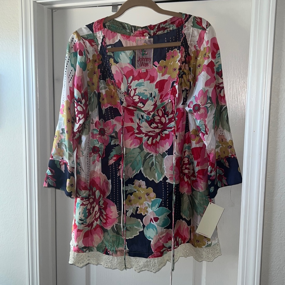 Johnny was size L gently worn